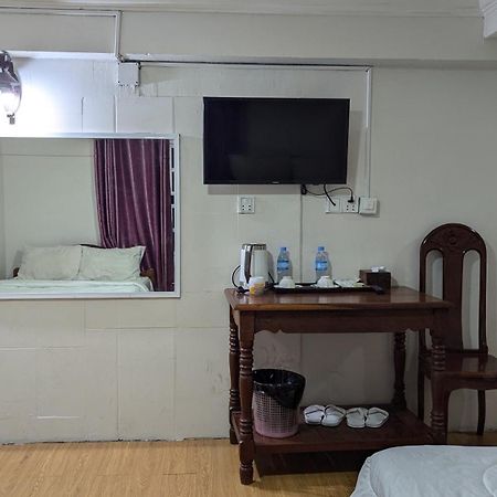 Empire House, Phnom Penh Hotel Ngoại thất bức ảnh
