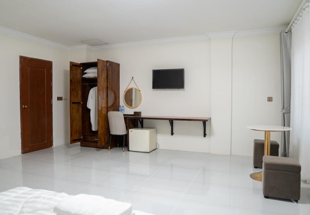 Empire House, Phnom Penh Hotel Ngoại thất bức ảnh