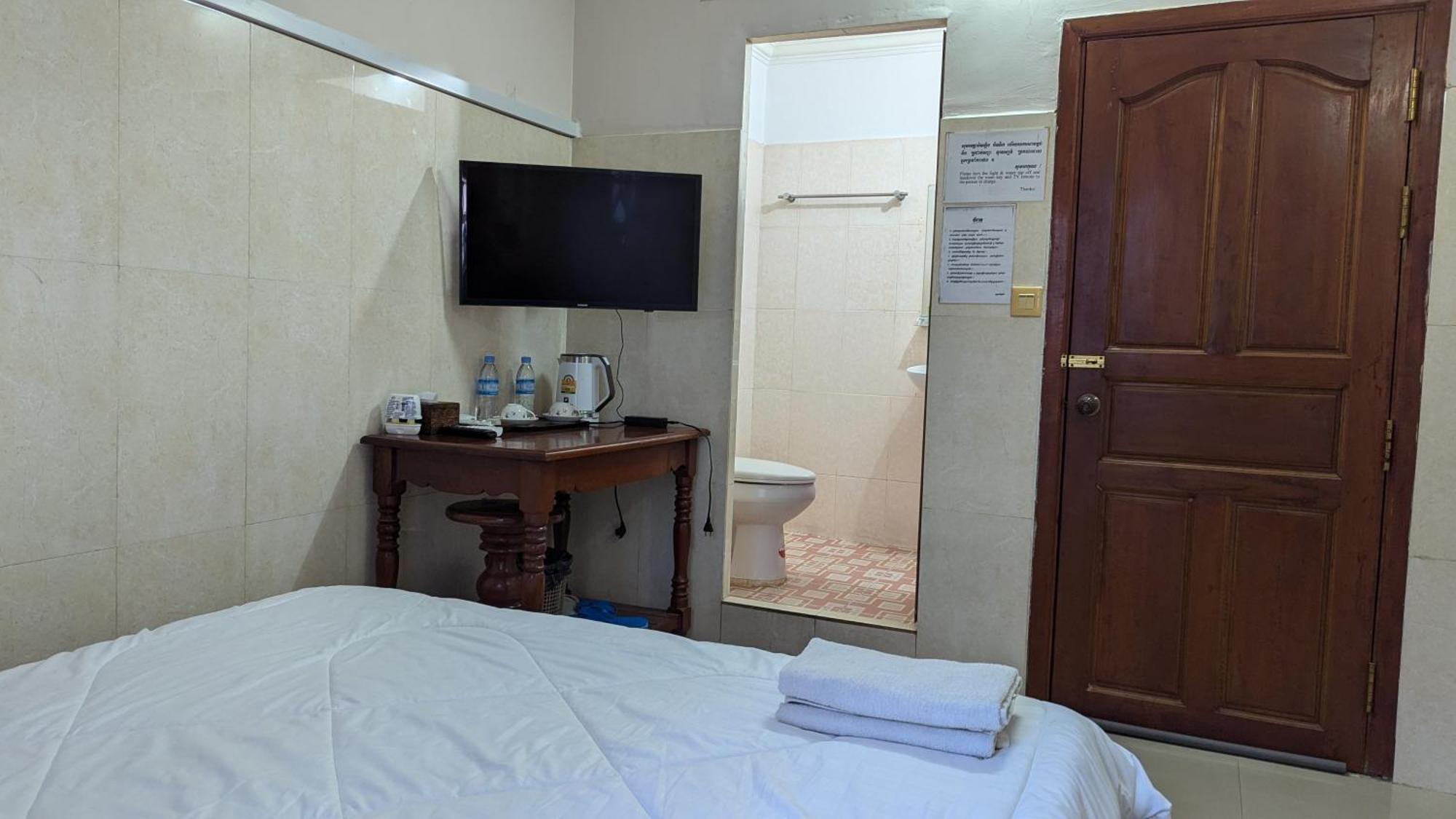 Empire House, Phnom Penh Hotel Ngoại thất bức ảnh