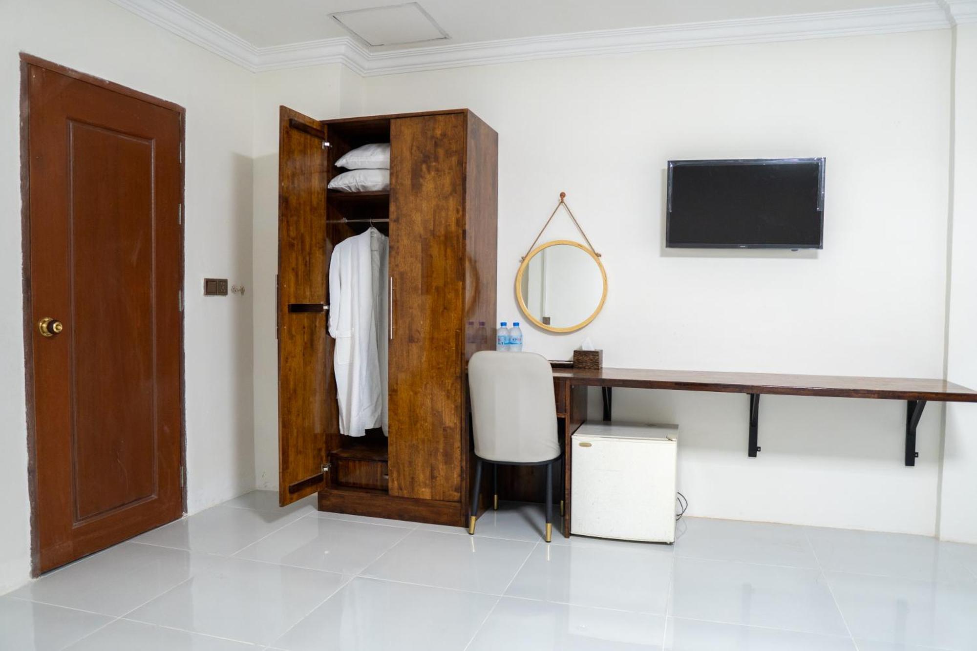 Empire House, Phnom Penh Hotel Ngoại thất bức ảnh